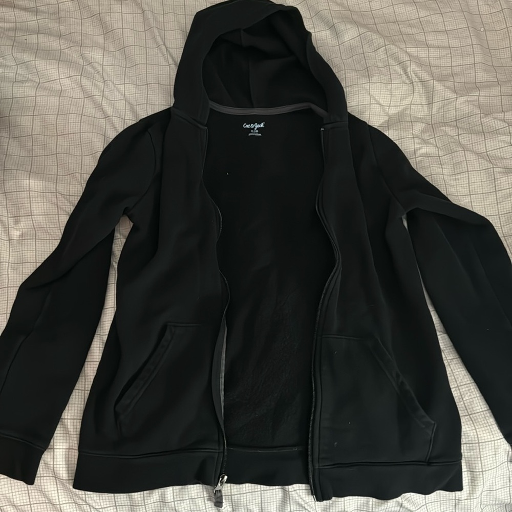 Black Swestshirt